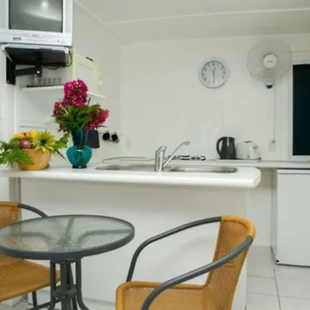 Sunhaven Beach Bungalows (Adults Only)-3
