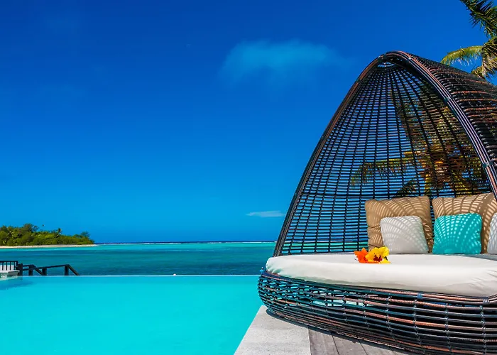 Villa: Crystal Blue Lagoon Villas